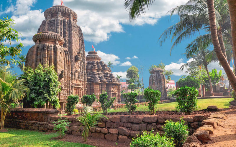 exploring-the-enchanting-tourist-places-in-odisha-with-heritage-tours-orissa