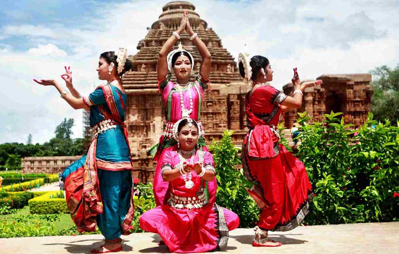 group-festival-tour-in-odisha