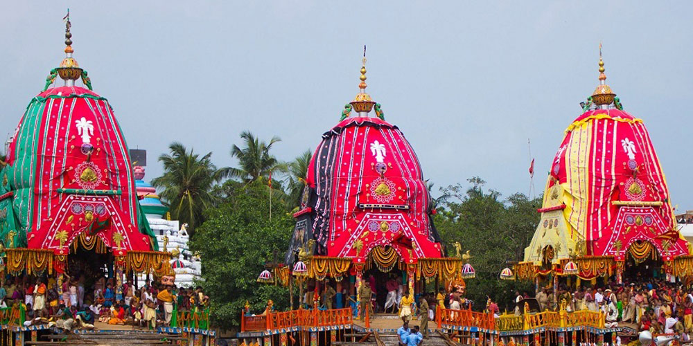 Experience the Enchanting Charms of Puri Tourism!