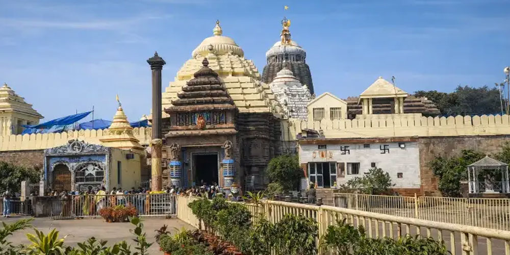 Complete-Guide-to-Jagannath-Temple-Puri-Darshan-and-Rath-Yatra-Experience-in-2025